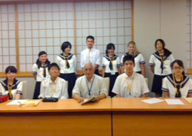 国際文化部 カナダ留学生が外務省を訪問しました