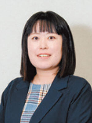 英語科　青野文先生